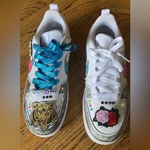 Custom Nike Dunk White Sneakers with Blue and White Laces- size 6.5